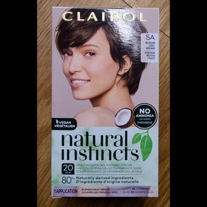 Medium cool Brown hair dye by Clairol